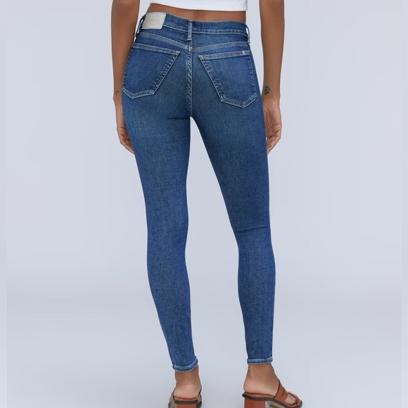 Everlane Mid Rise Jeans Organic Cotton (Size 30)  (Great Condition) - Picture 8 of 11